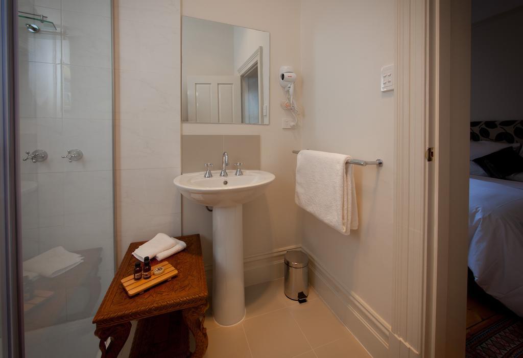 Northern Arts Hotel Castlemaine Room photo